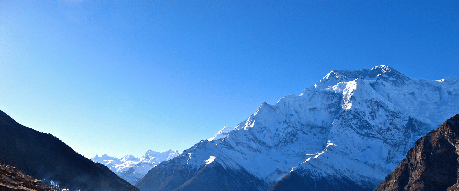 A beautiful scence with blue sky of annapurna region for annapurna cirvuit trek